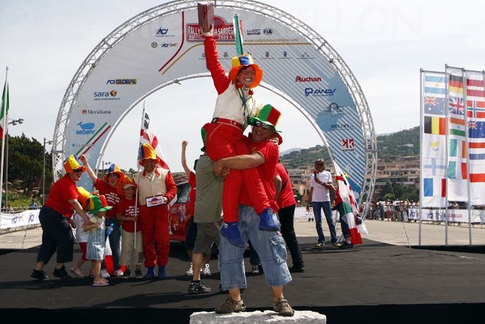 Serra-Serra ambiance  podium.jpg